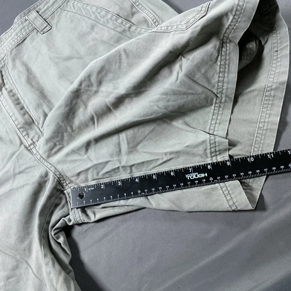 Columbia Mens Cargo Shorts 38 Sage Green Omni-Shade Cotton Canvas Hiking Utility